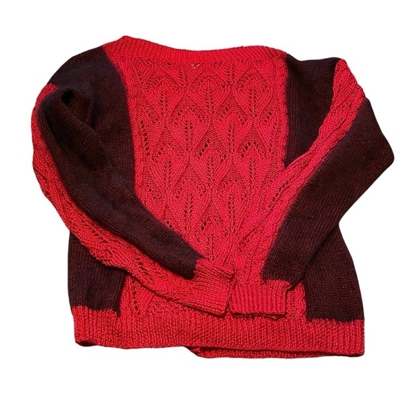 Stunning Red Crochet/Knit Handmade Sweater - Size Medium - Picture 4 of 9
